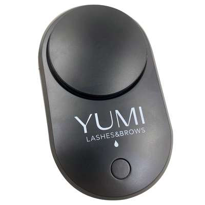 Yumi Lashes Ventilator